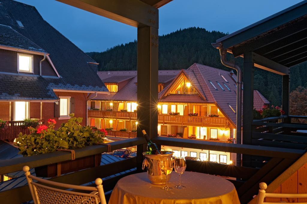 Ferien Residenz Bergfried Hotell Hinterzarten Exteriör bild